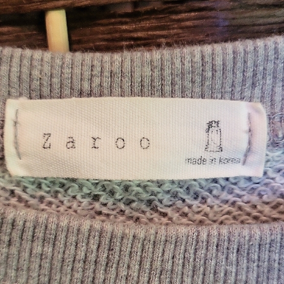 Zaroo Gray Knit Sweater - Picture 2 of 4